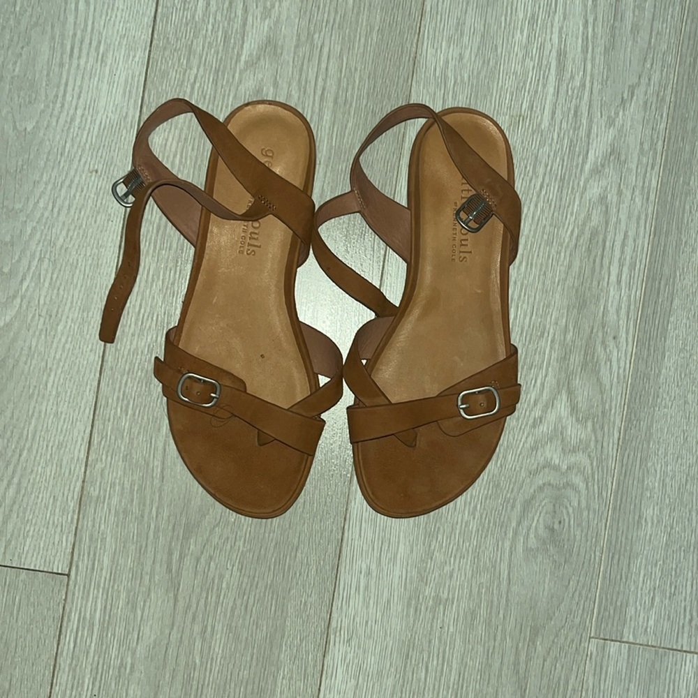Gentle Souls by Kenneth Cole Sandals